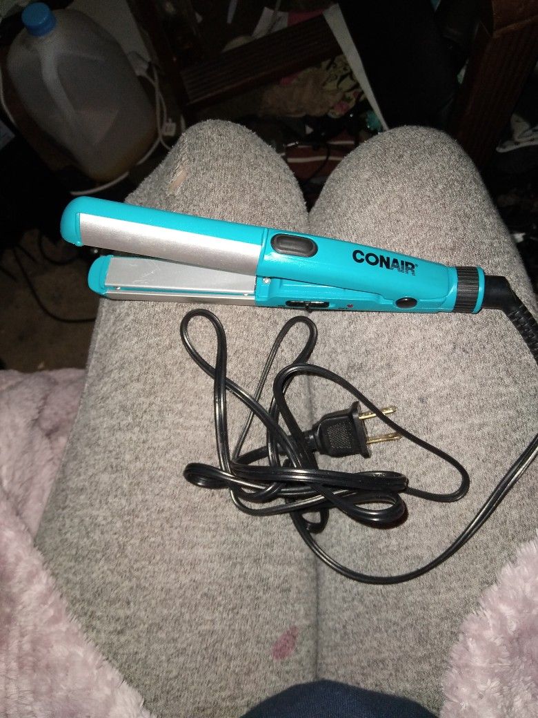  Mini Curl Or Straightener