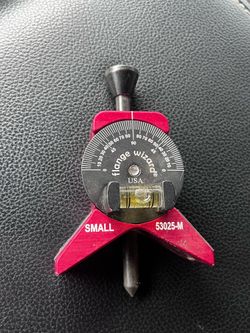 Center finder
