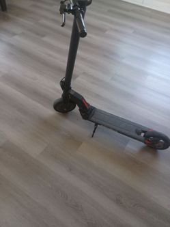 Electric scooter
