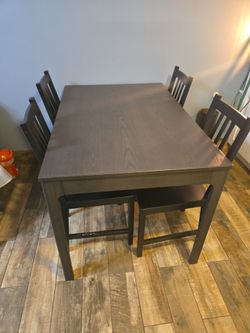 Dinning table