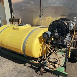  300 Gallon Chemical Tank With Stand 