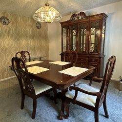 Dining Room Table & Hutch! 