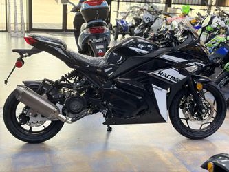 Vitacci Falcon 200 EFI Automatic Motorcycle