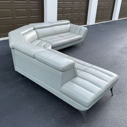 🛋️ Sofa/Couch Sectional - Gray - Leather - Delivery Available 🚚