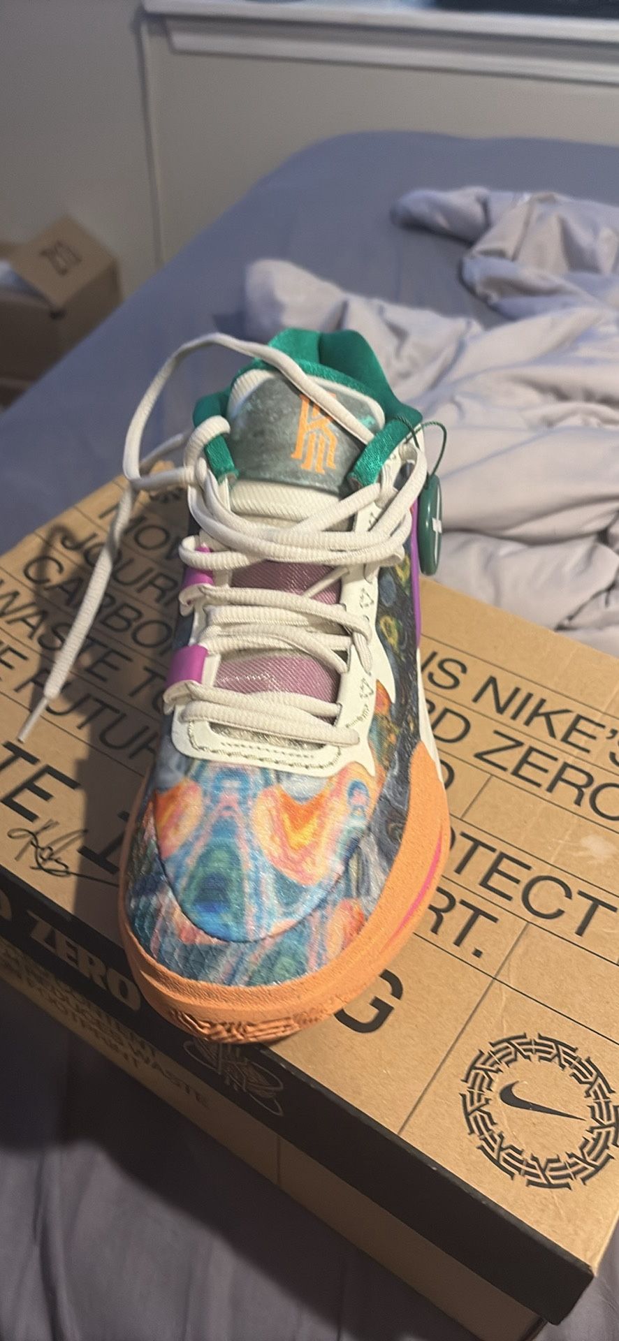 Nike Kyrie 8 “Circle of Life” – Size 9 – BRAND NEW / StockX Verified