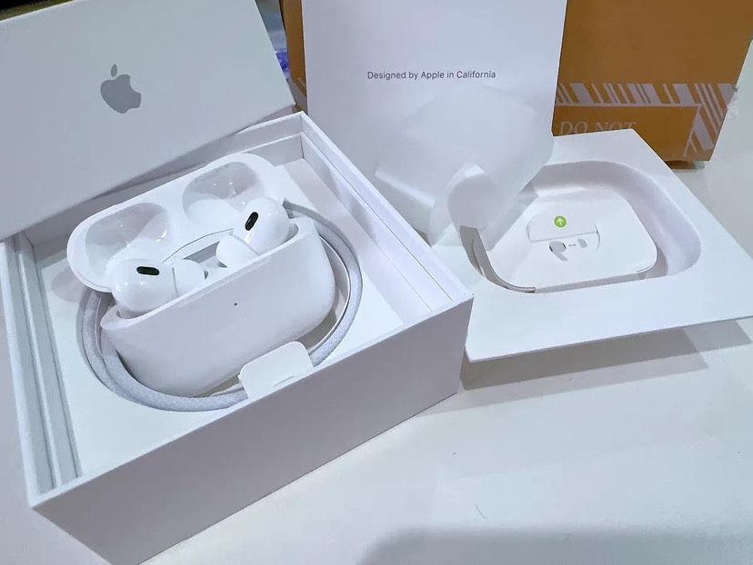 AirPods Pro 2nd Generation with MagSafe Wireless Charging Case