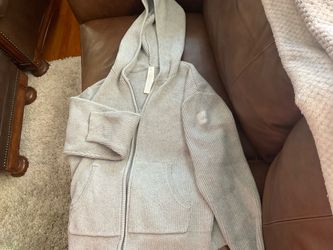 ALO SWEATER