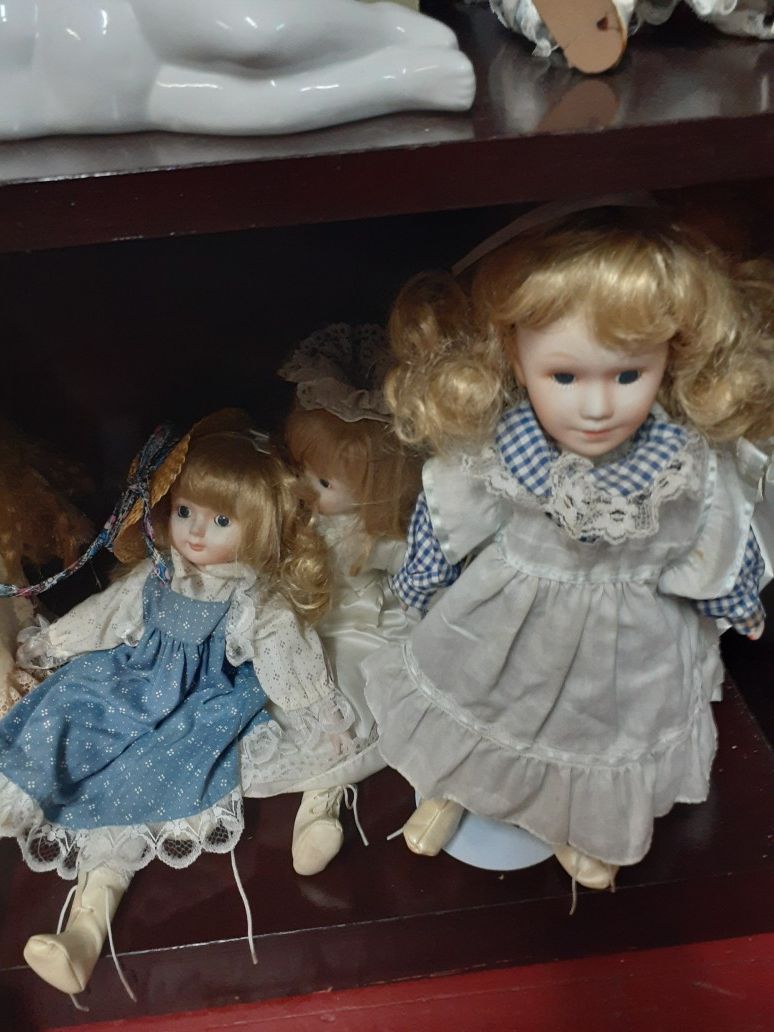 Vintage dolls