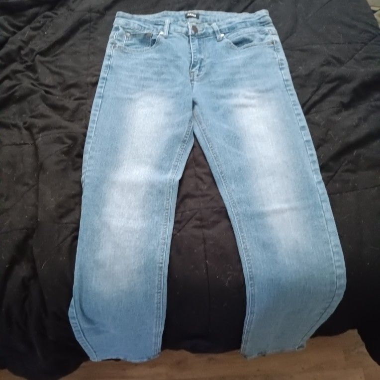 Brand New Mens Jeans Size 31x30 And 30x31 Must Pick Up  Cash Only!!