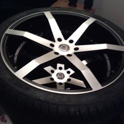 Chevy  Truck Or Tahoe  6 Lug Rs 24" Rims And Tires