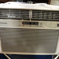 Window AC Unit   *doesn’t cool*