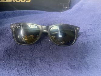 Ray-Ban