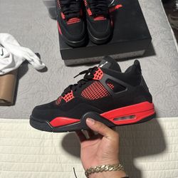 Jordan 4 red Thunder 