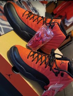 Men’s Retro 12 Jordan’s size 7.5