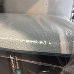 Tempurpedic Luxe Adapt Medium Hybrid