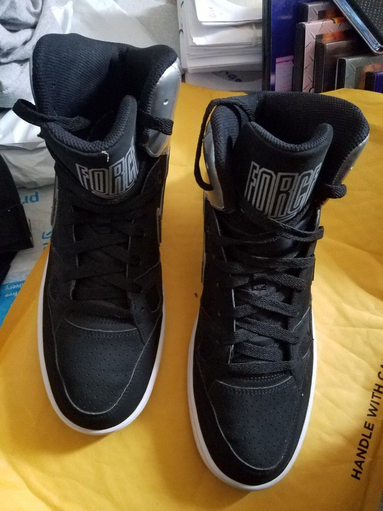 Nike Son of Force Mid