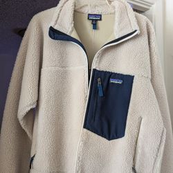 Patagonia Brand New Mens Medium Jacket