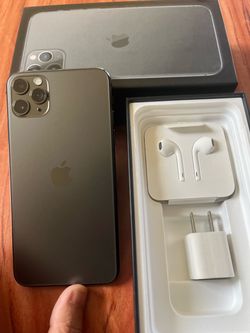 iPhone 11 Pro Max unlocked for any carriers 64gb ( Liberado)