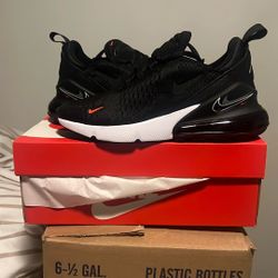 Nike Air Max 270 Size 5.5 