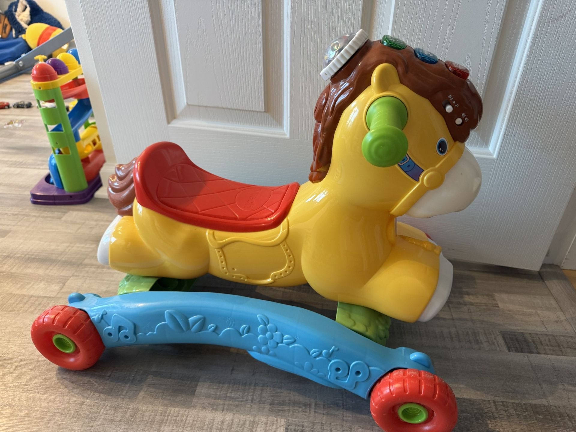 VTech Gallop & Rock Learning Horse Pony