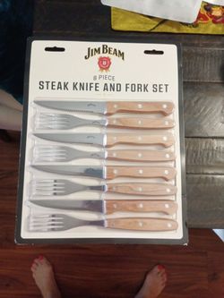 8 piece steak knife & fork set Jim Beam $15