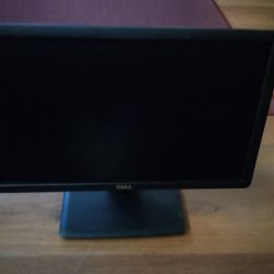 Monitor Dell 19 Inch Monitor 10 Available