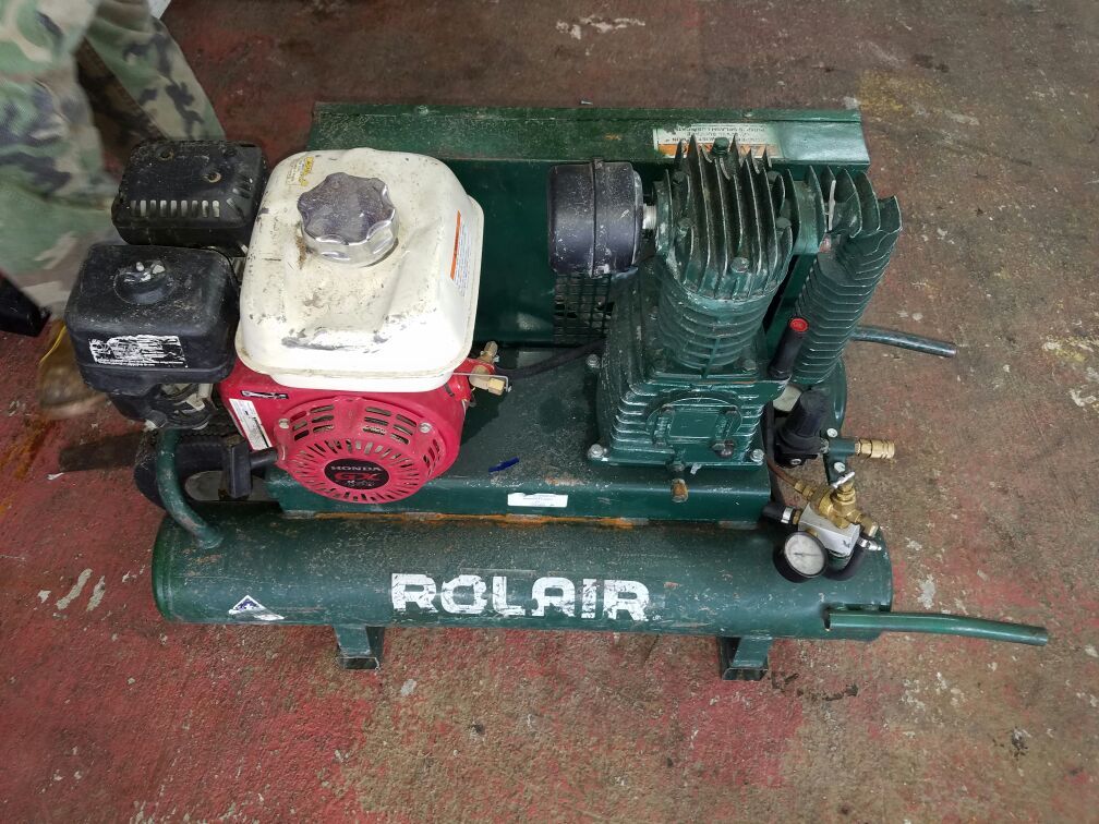 Compresor de aire Rolair de gasolina
