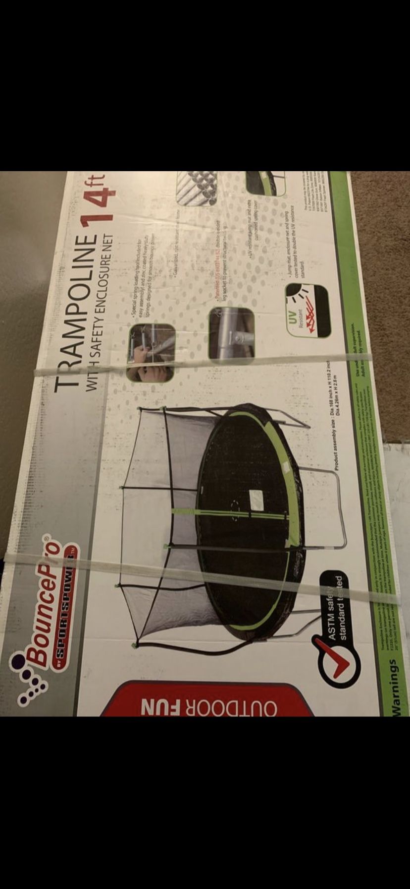 Trampoline NEW, 14 feet never open with safety net ( delivery is available)