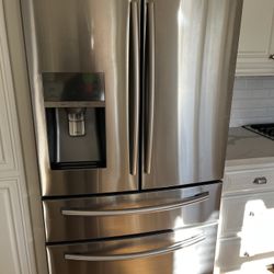 Samsung Stainless Steel Cabinet Refrigerator 