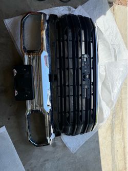 Gmc Sierra grill