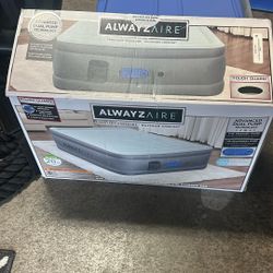 Bestway® AlwayzAire 20" Queen Air Mattress with Built-in Pump