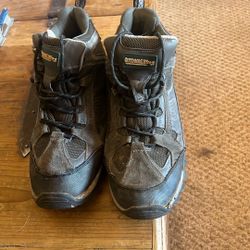 Hiking Shoes/ Boots