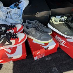 Nike Dunks Size 6y Gradeschool