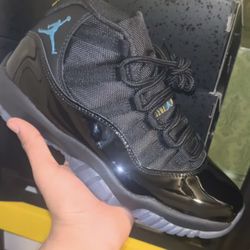 Jordan 11s