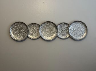 48-Inch 3-D Large Metal Wall Decor, Abstract Metal Wall Art Hanging Sculpture Multiple Plates