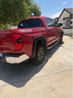 Toyota tundra 2014 trd4x4