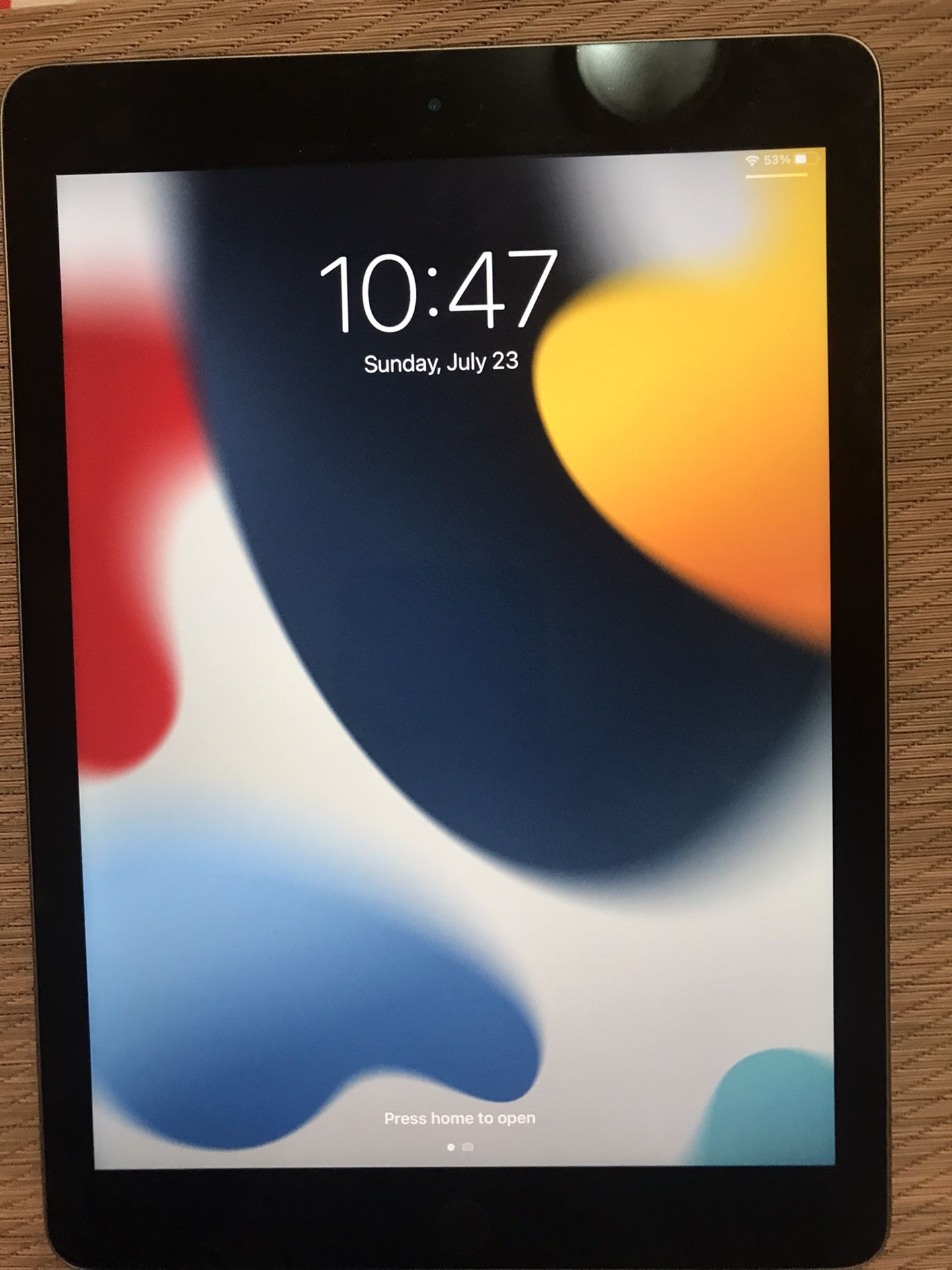 Apple iPad Air 2nd Generation 64GB Unlocked Like New!