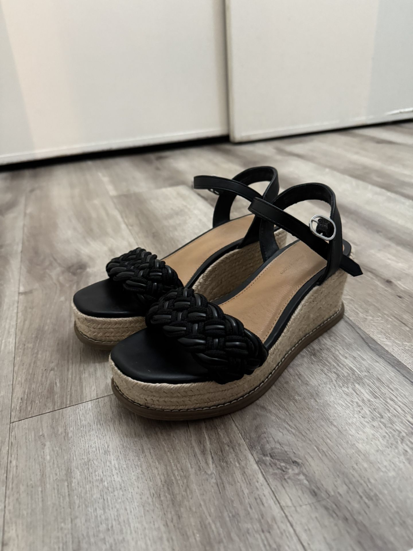 Time & True Wedges
