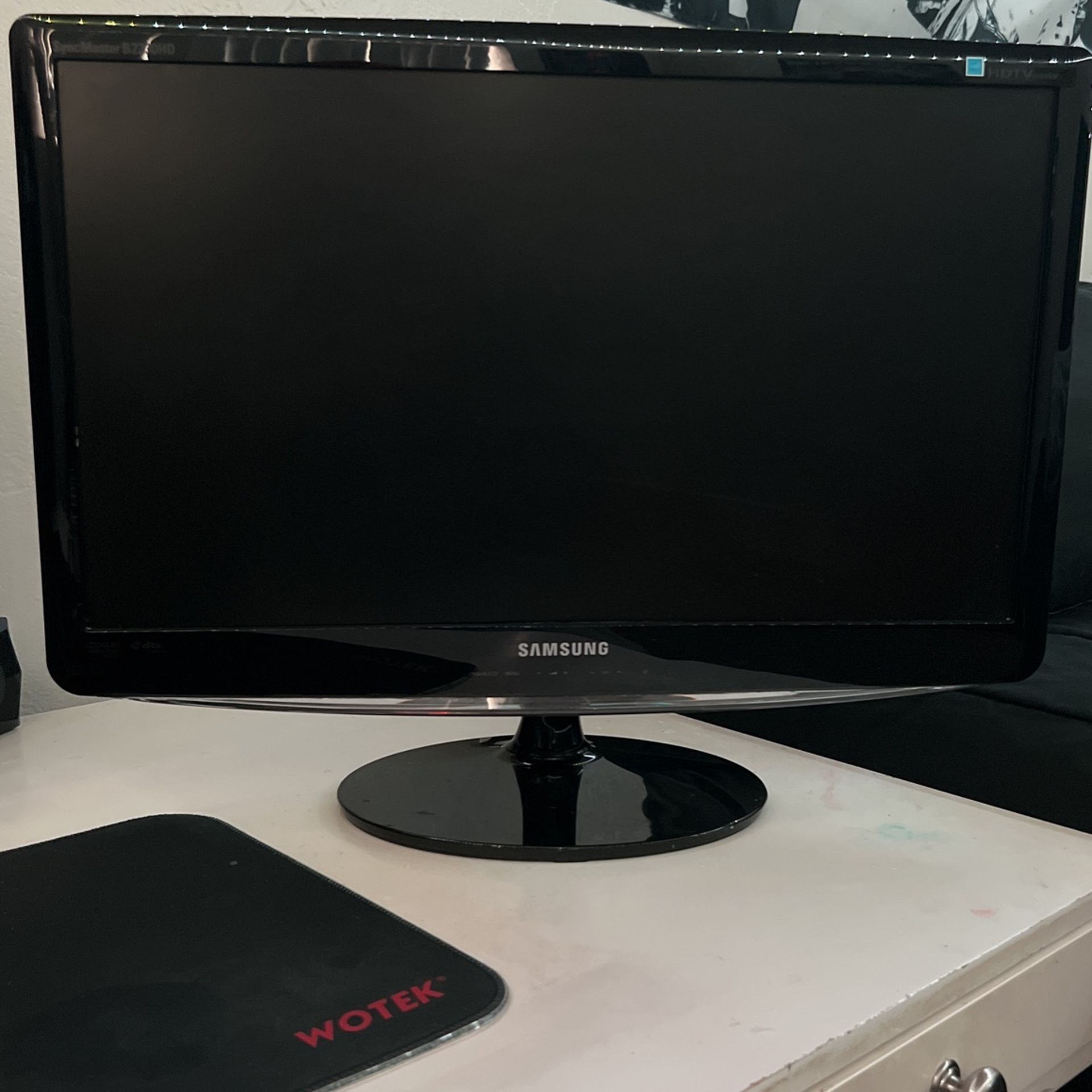 Black 24 Inch Samsung TV For Sale In Vista CA OfferUp black-24-inch-samsung-tv-for-sale-in-vista-ca-offerup