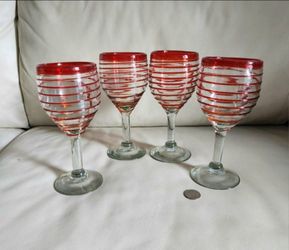 Drinking Glasses Set Of 4 Spiral Design Artisan Hand Blown Goblets Barware