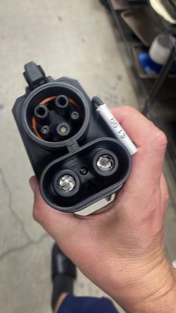 Nacs to ccs1 Tesla charger converter