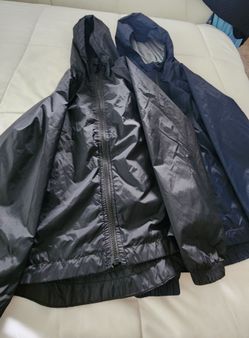 2-Pack The Children's Place Lightweight Windbreaker Jackets – Size M (7/8) – Black & Navy