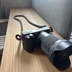 Sigma 16mm 1.4 lens