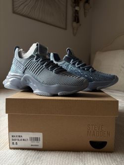 Steve Madden Sneakers