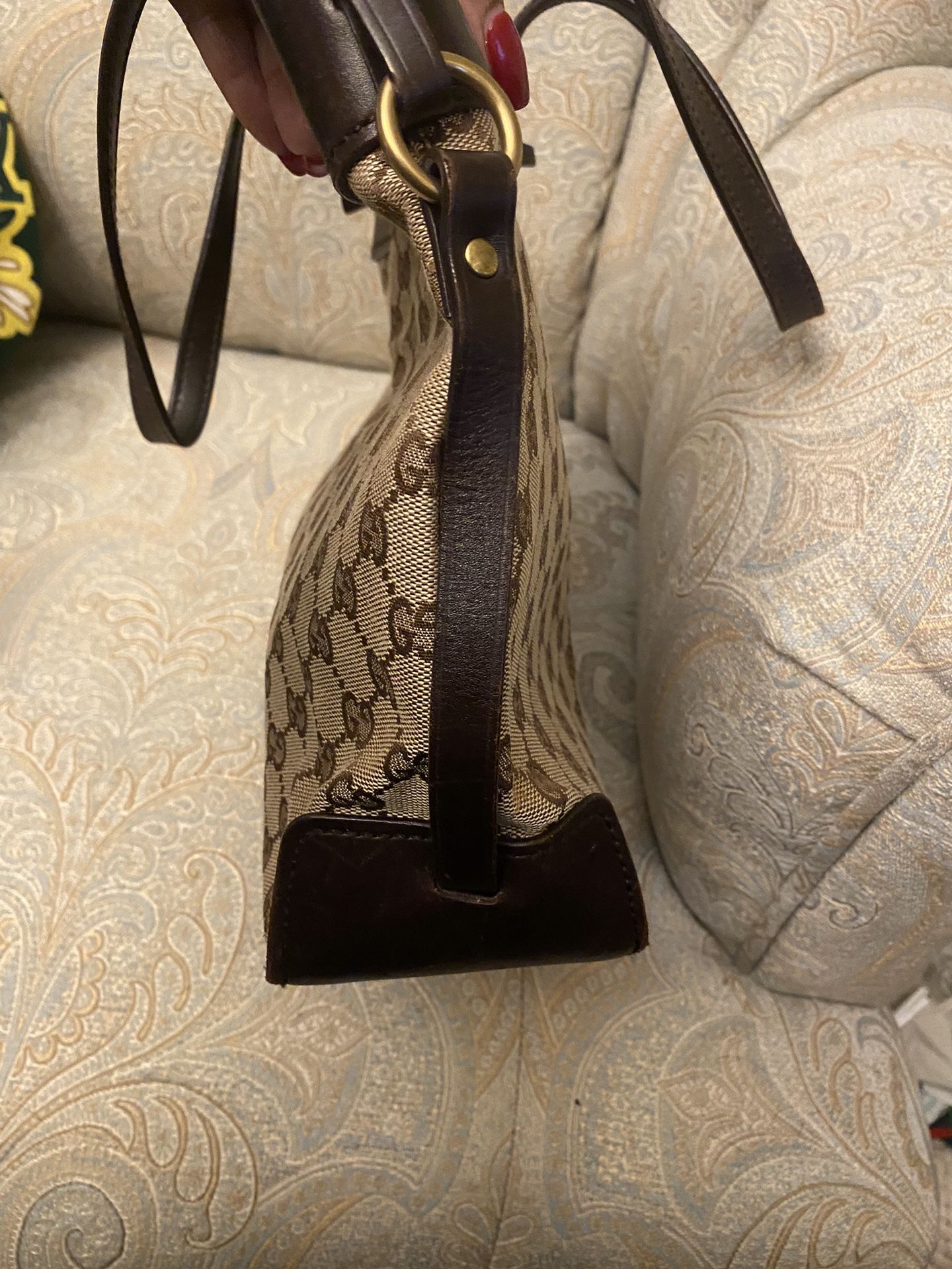 Never worn Gucci beige leather tote for Sale in Albany, NY - OfferUp