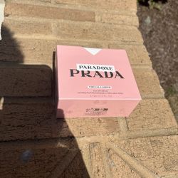 Prada Perfume 