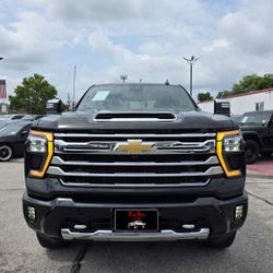 2024 Chevy Silverado 2500 HD High Country Duramax Diesel 6.6 Allison Transmission 
