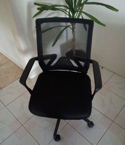 Black Office Chair
