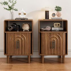 Modern Nightstand Set of 2 with Sliding Door, Walnut Side Table with Storage, Dark Brown Small End Table