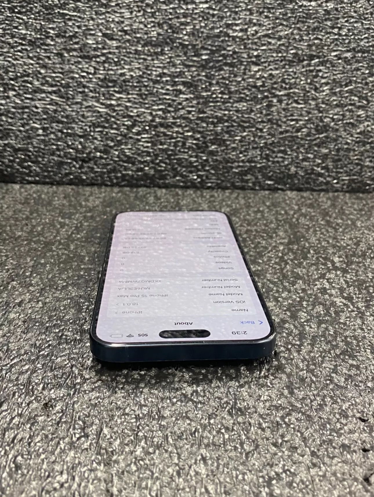 iPhone 15 Pro Max